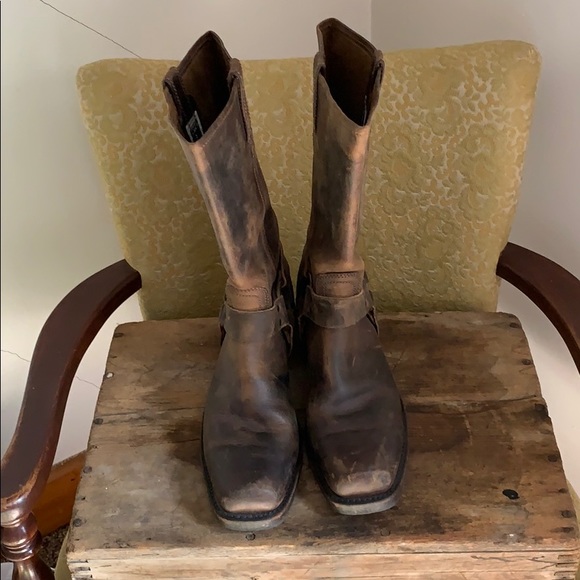 frye square toe boots